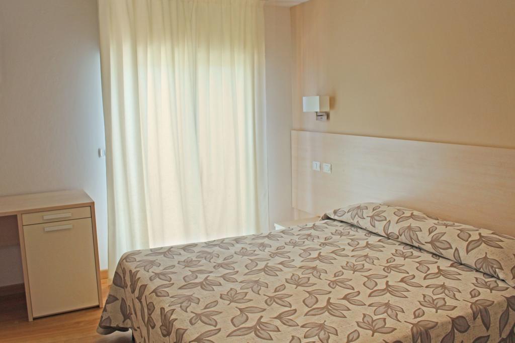Hotel Silvia Misano Adriatico Esterno foto